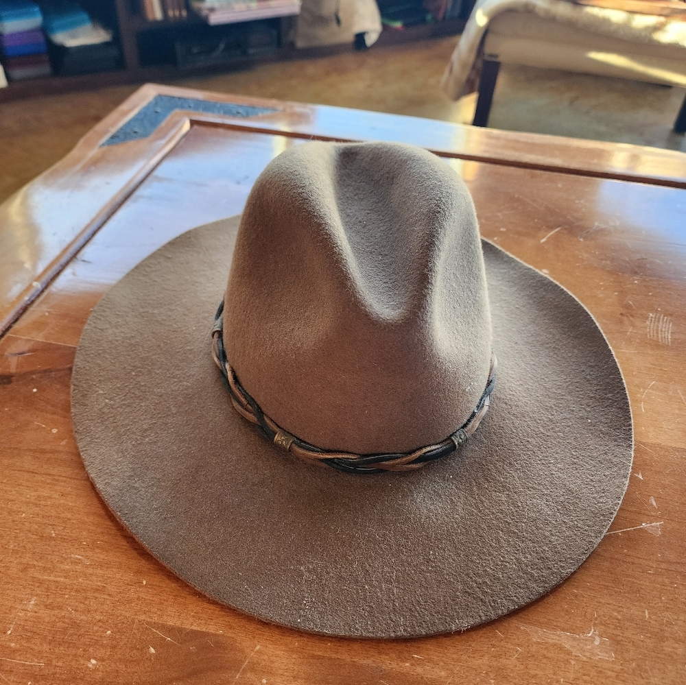 Outback Trading Co Cowboy Hat Broken Hill Trailblazer 6 7/8 wool/fur